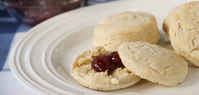 Easy Buttermilk Biscuits