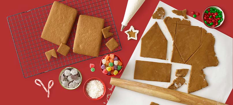 How to Make a Gingerbread House How to Make a Gingerbread House